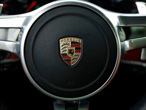 Certified 2015 Porsche 911 Targa 4S image 32