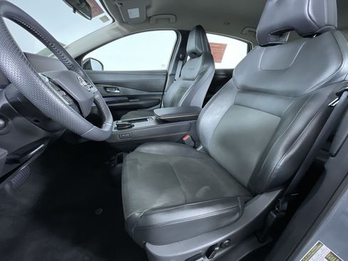 Certified 2024 Nissan Ariya AWD image 15