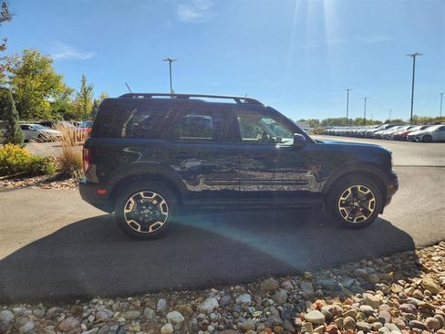 Used 2022 Ford Bronco Sport Outer Banks w/ Tech Package image 6