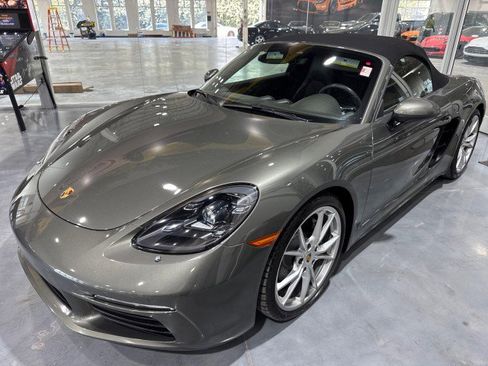 Used 2021 Porsche 718 Boxster image 37