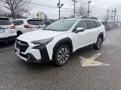 Certified 2025 Subaru Outback Touring XT image 4