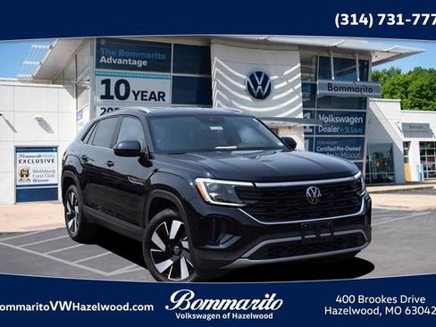 Certified 2024 Volkswagen Atlas Cross Sport SE AWD/4WD image 1