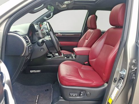 Used 2022 Lexus GX 460 Luxury w/ Sport Design Package AWD/4WD image 14