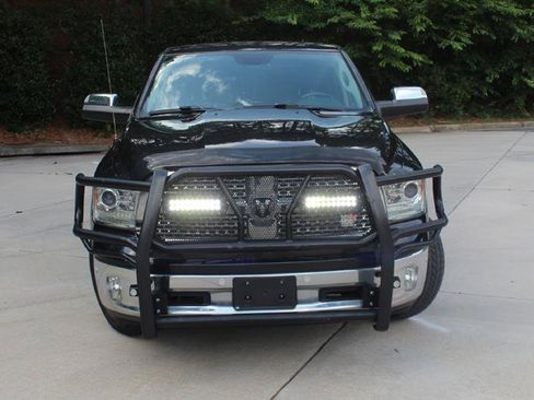 Used 2016 RAM 1500 Laramie w/ Convenience Group image 7