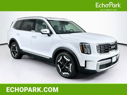 Used 2024 Kia Telluride S w/ S Sunroof Package