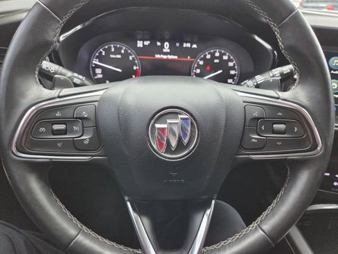 Used 2023 Buick Envision Essence image 14