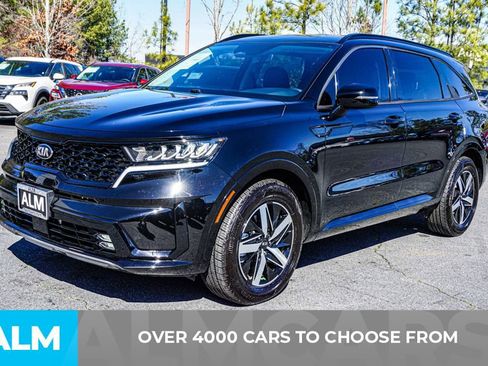 Used 2021 Kia Sorento EX image 3