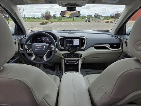 Used 2024 GMC Terrain Denali w/ Denali Premium Package AWD/4WD image 54