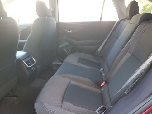 Used 2025 Subaru Outback Premium AWD/4WD image 5