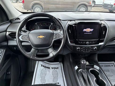 Used 2020 Chevrolet Traverse LT w/ Driver Confidence II Package image 29