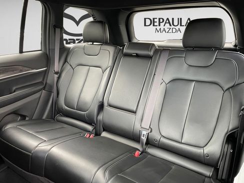 Used 2025 Jeep Grand Cherokee Limited AWD/4WD image 13