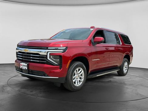 New 2026 Chevrolet Suburban LT w/ Comfort Package AWD/4WD image 3