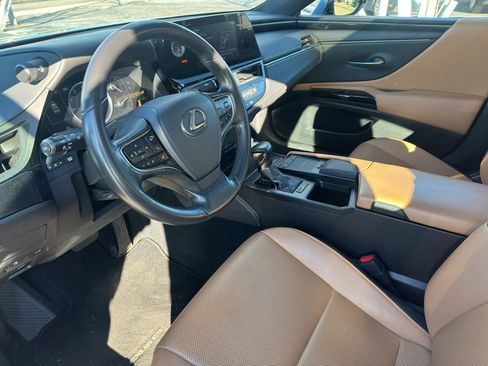 Used 2022 Lexus ES 350 w/ Accessory Package 2 image 3