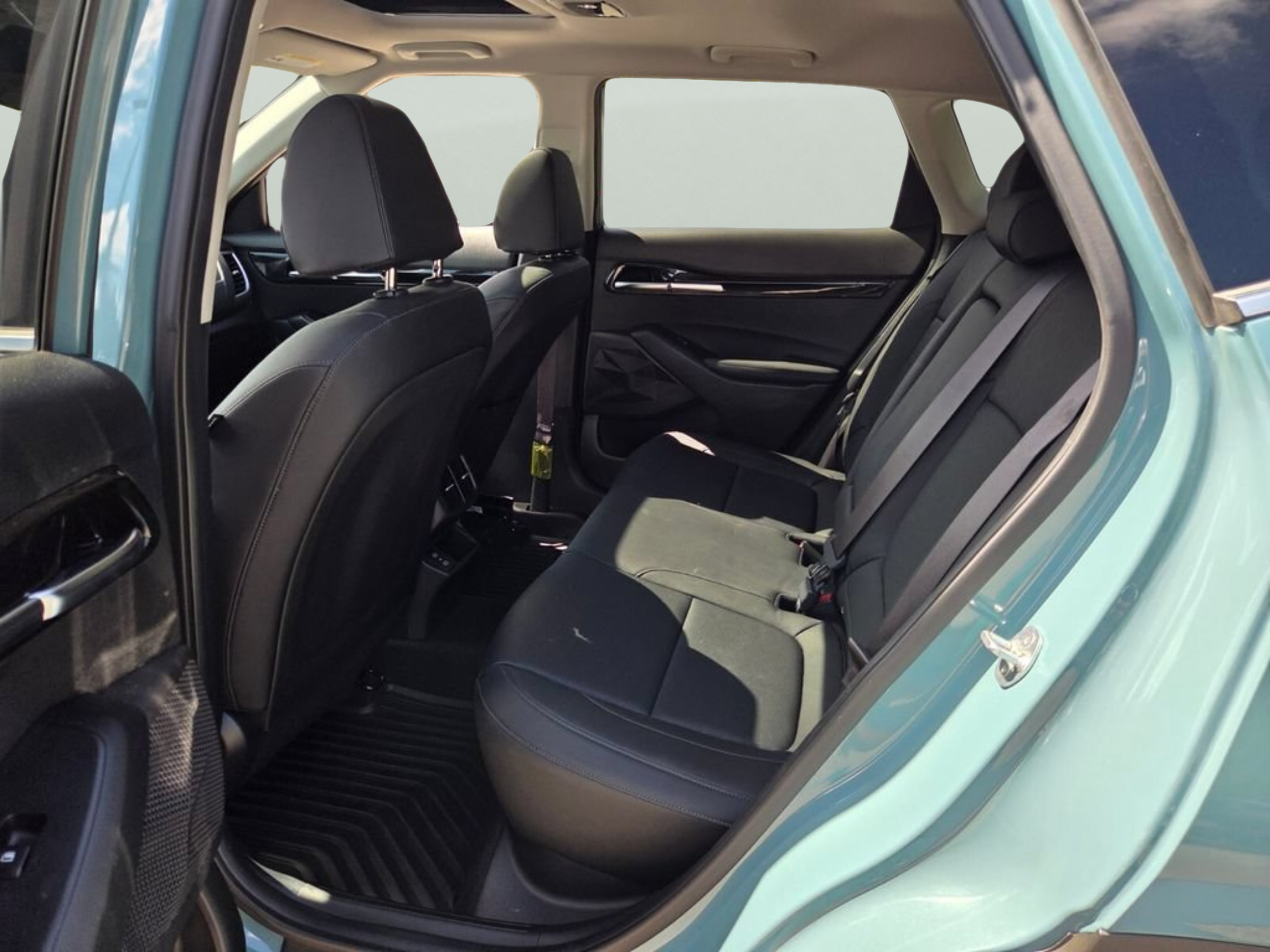 Certified 2024 Kia Seltos EX AWD/4WD image 11
