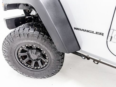 Used 2014 Jeep Wrangler Sport AWD/4WD image 12
