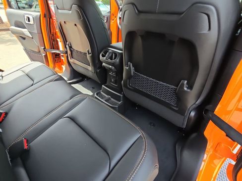 New 2026 Jeep Wrangler Unlimited Sahara AWD/4WD image 12