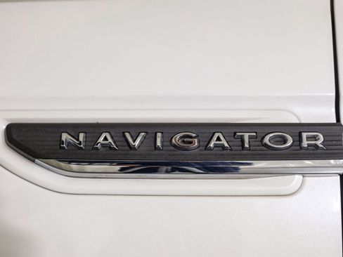Used 2023 Lincoln Navigator L Reserve image 45