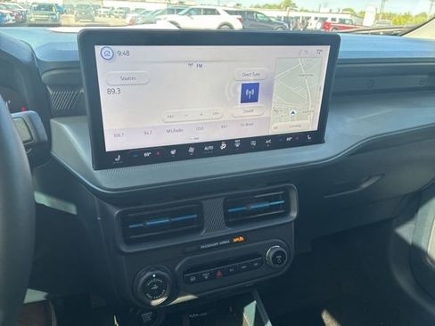 Used 2025 Ford Maverick Lobo AWD/4WD image 10