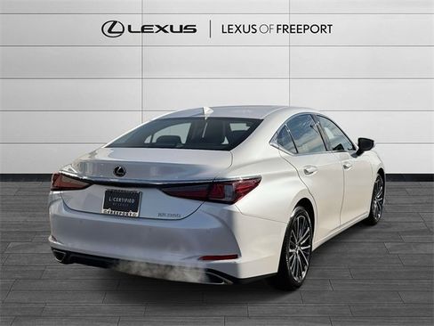 Certified 2024 Lexus ES 350 w/ Premium Package image 4