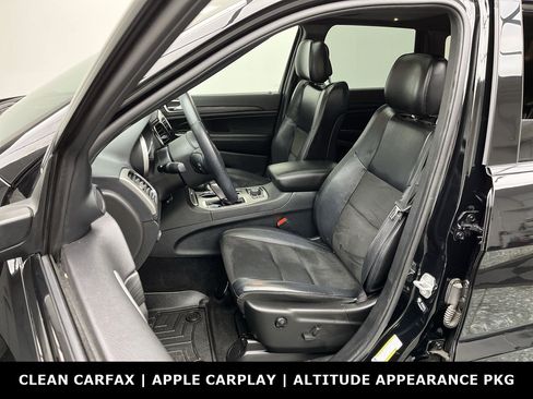 Used 2022 Jeep Grand Cherokee Laredo X AWD/4WD image 10