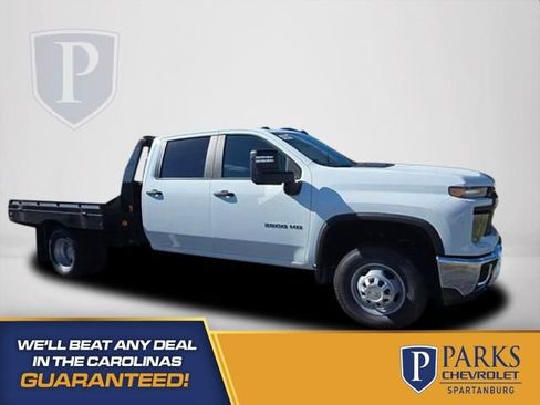 New 2026 Chevrolet Silverado 3500 W/T w/ WT Convenience Package AWD/4WD image 1