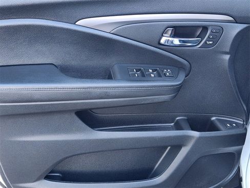 Used 2022 Honda Pilot Special Edition image 18