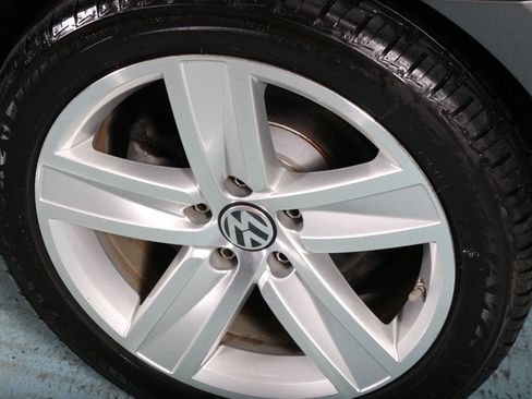 Used 2016 Volkswagen CC Sport FWD image 25