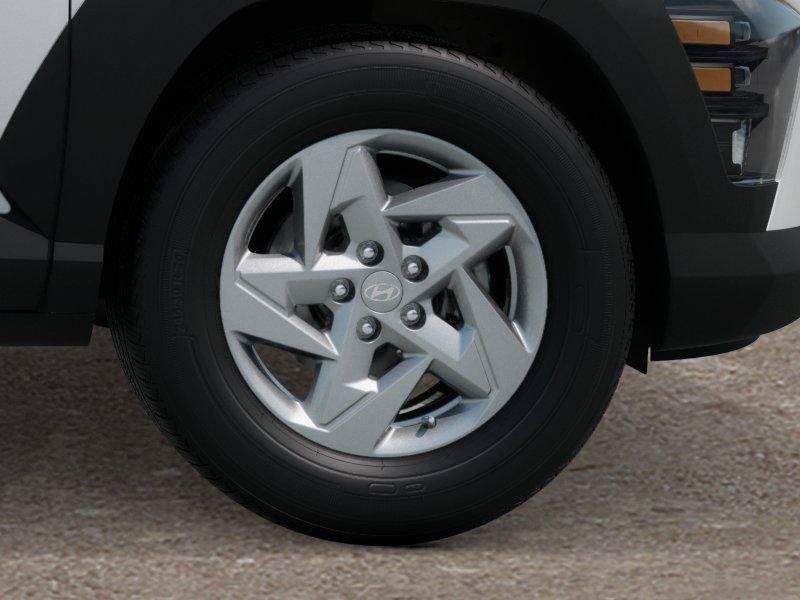 New 2027 Hyundai Kona SE FWD image 8