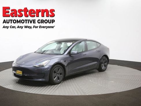 Used 2023 Tesla Model 3 Standard Range image 52