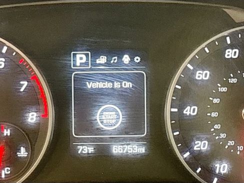 Used 2018 Hyundai Elantra Sport w/ Cargo Package FWD image 10
