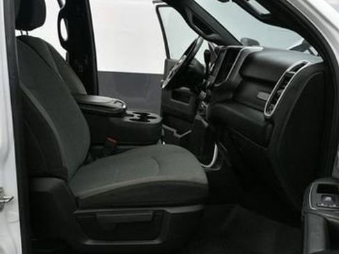 Used 2023 RAM 2500 Big Horn w/ Level 1 Equipment Group image 10