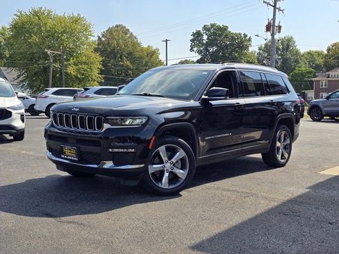 Used 2022 Jeep Grand Cherokee L Limited image 3