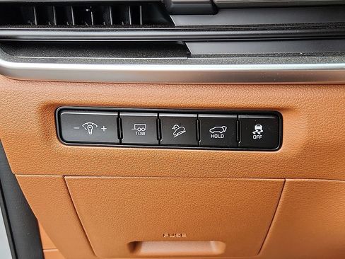 Used 2025 Kia Telluride AWD image 26
