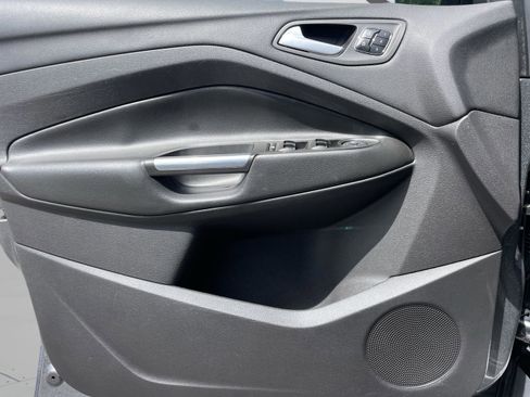 Used 2014 Ford Escape Titanium FWD image 13