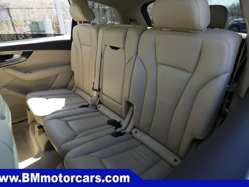 Used 2019 Audi Q7 3.0T Premium w/ Convenience Package AWD/4WD image 25