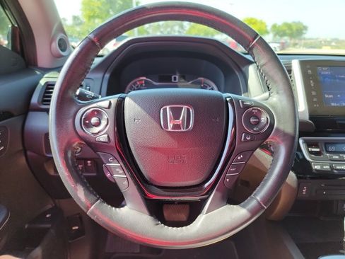 Used 2018 Honda Ridgeline RTL-E image 16