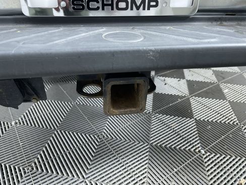 Used 2013 Nissan Frontier SV image 21