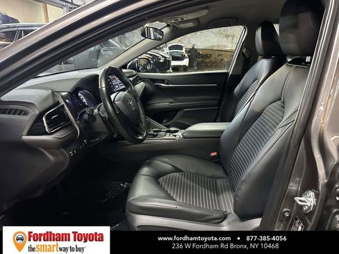 Used 2024 Toyota Camry SE w/ Cold Weather Package image 13