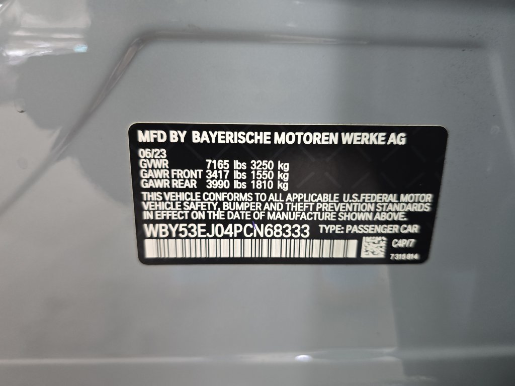 Used 2023 BMW i7 xDrive60 AWD/4WD image 34