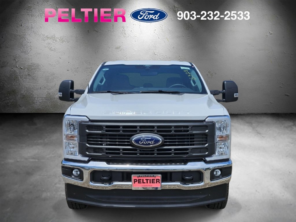 New 2026 Ford F250 XL w/ FX4 Off-Road Package AWD/4WD image 2
