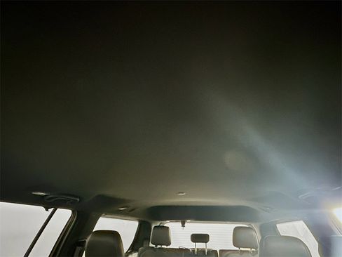 New 2025 Jeep Wagoneer Series II w/ Convenience Group I image 14