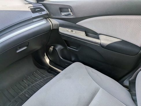 Used 2016 Honda CR-V EX image 17
