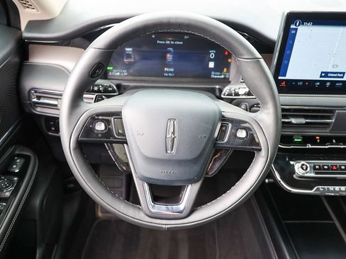 Used 2025 Lincoln Corsair Grand Touring w/ Jet Appearance Package AWD/4WD image 9