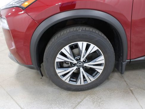 Used 2023 Nissan Rogue SV AWD/4WD image 34