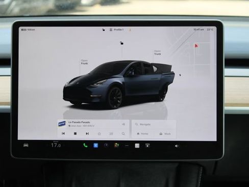 Used 2024 Tesla Model Y Long Range image 13