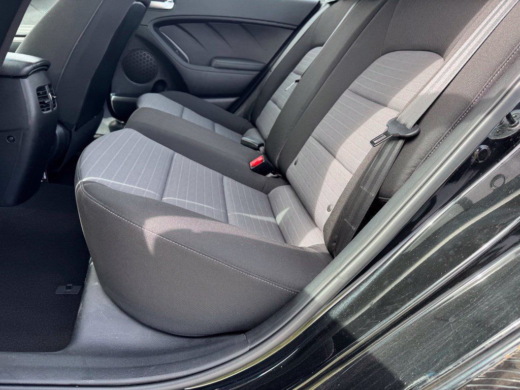 Used 2014 Kia Forte LX FWD image 8