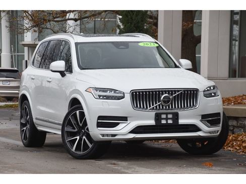 Certified 2023 Volvo XC90 B5 Plus image 1