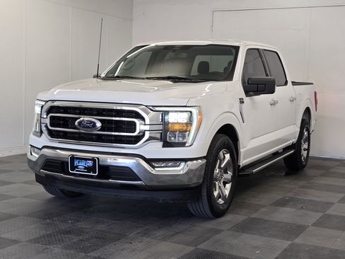 Certified 2022 Ford F150 XLT w/ Equipment Group 302A High image 4