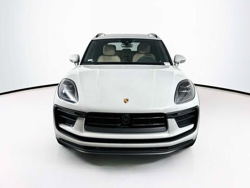 New 2026 Porsche Macan AWD/4WD image 6