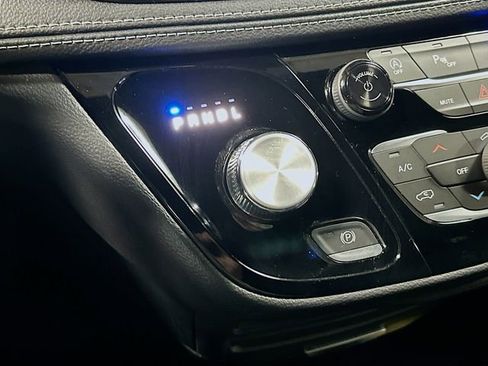 New 2026 Chrysler Pacifica Select w/ S Appearance Package AWD/4WD image 17